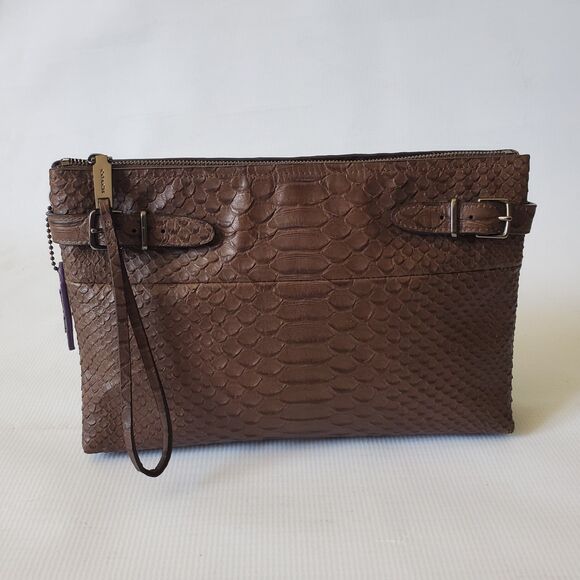 Coach Vintage Large Borough Python Embossed Leather Wristlet Clutch Zip Preppy - Picture 1 of 12